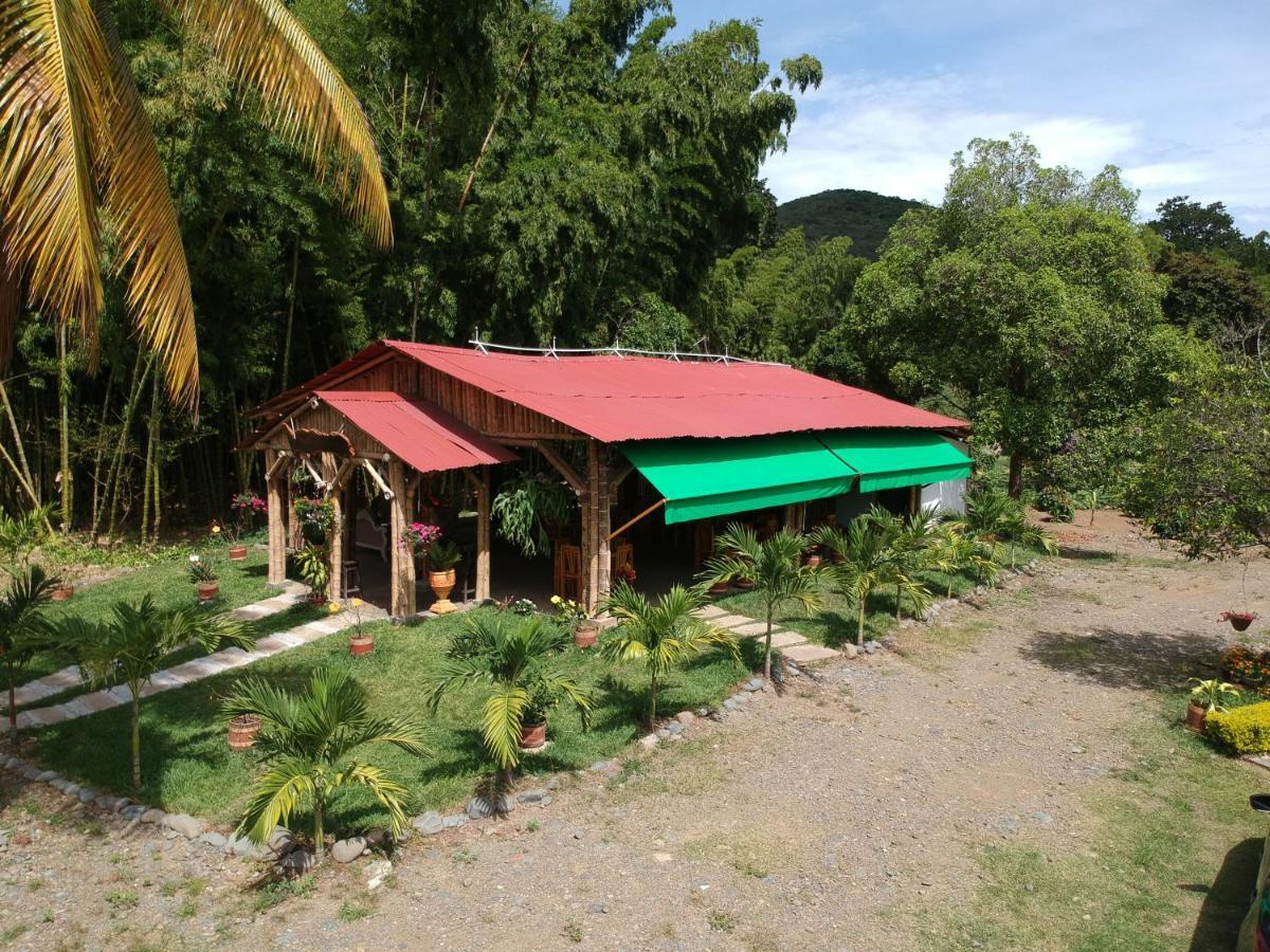 Hotel Campestre Campos Verdes Roldanillo Exteriör bild