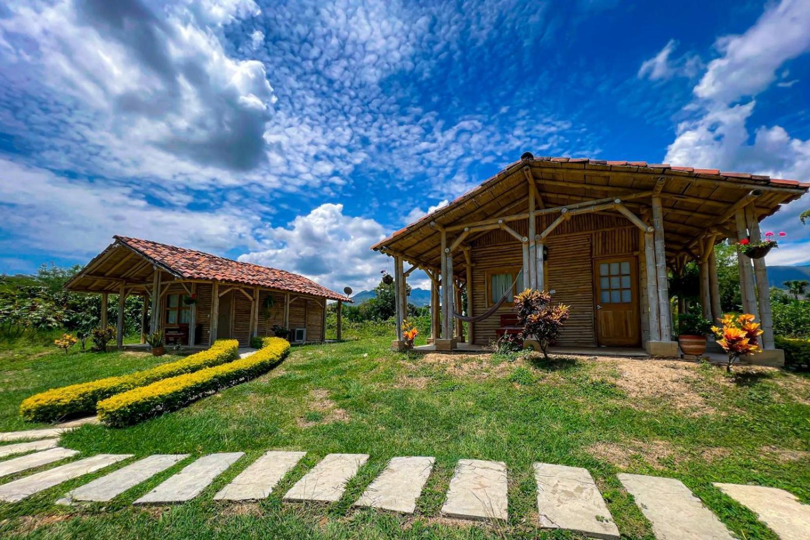 Hotel Campestre Campos Verdes Roldanillo Exteriör bild