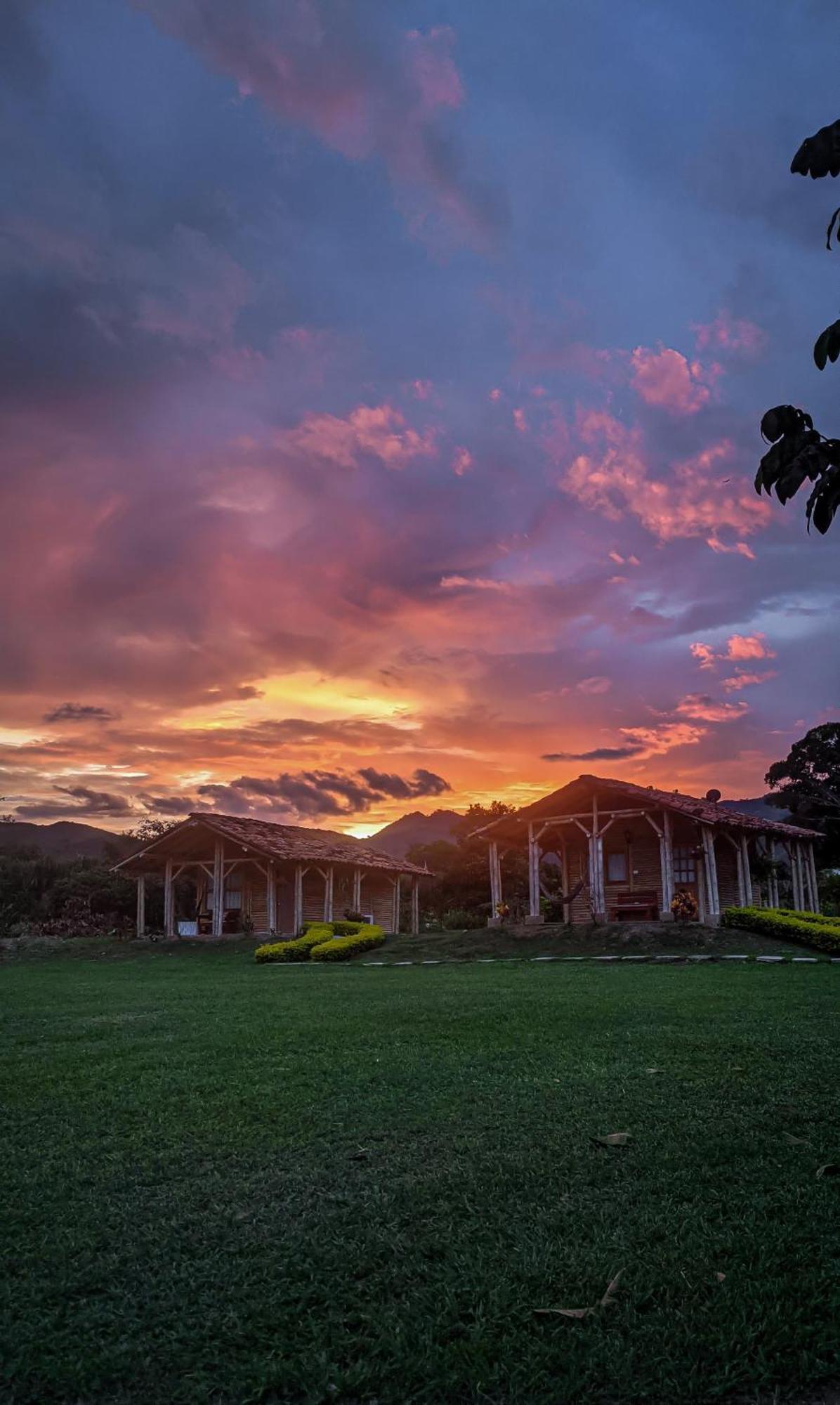 Hotel Campestre Campos Verdes Roldanillo Exteriör bild